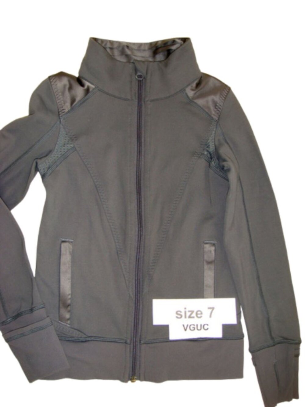 Ivivva by Lululemon🍋True Focus Grey Jacket thumbholes pockets zipper size 7